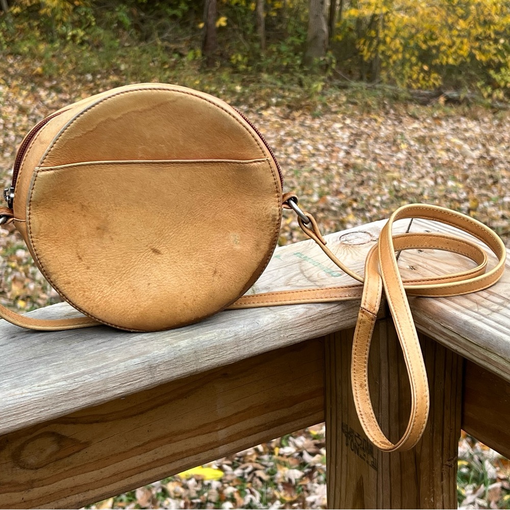 EKA genuine leather round purse